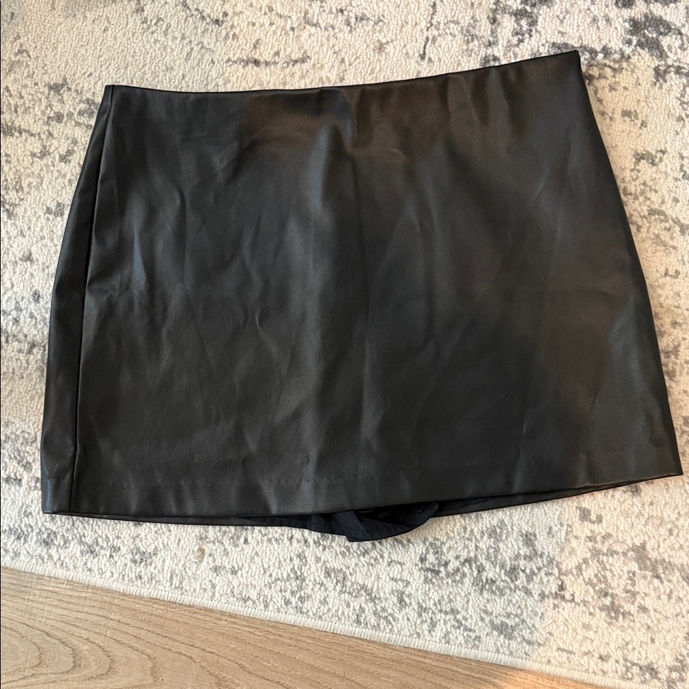 Abercrombie Black Faux Leather Mini Skirt